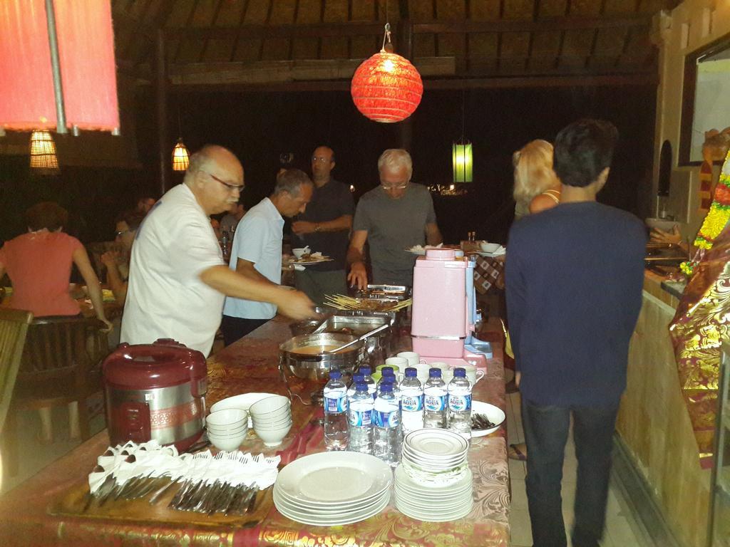 Beten Waru Bungalow And Restaurant Amed Kültér fotó